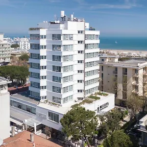 Cristallo **** Riccione