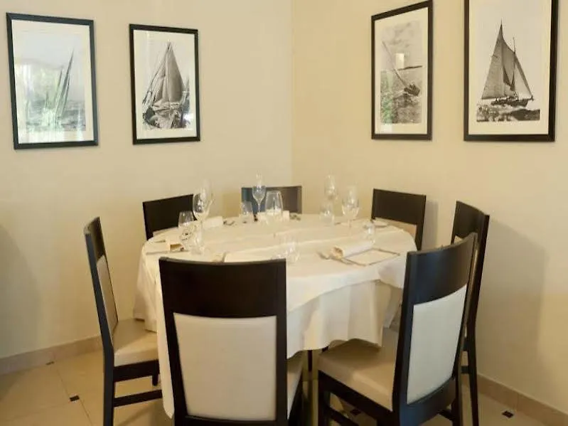 Hotel Kent Riccione 3*,  Italia