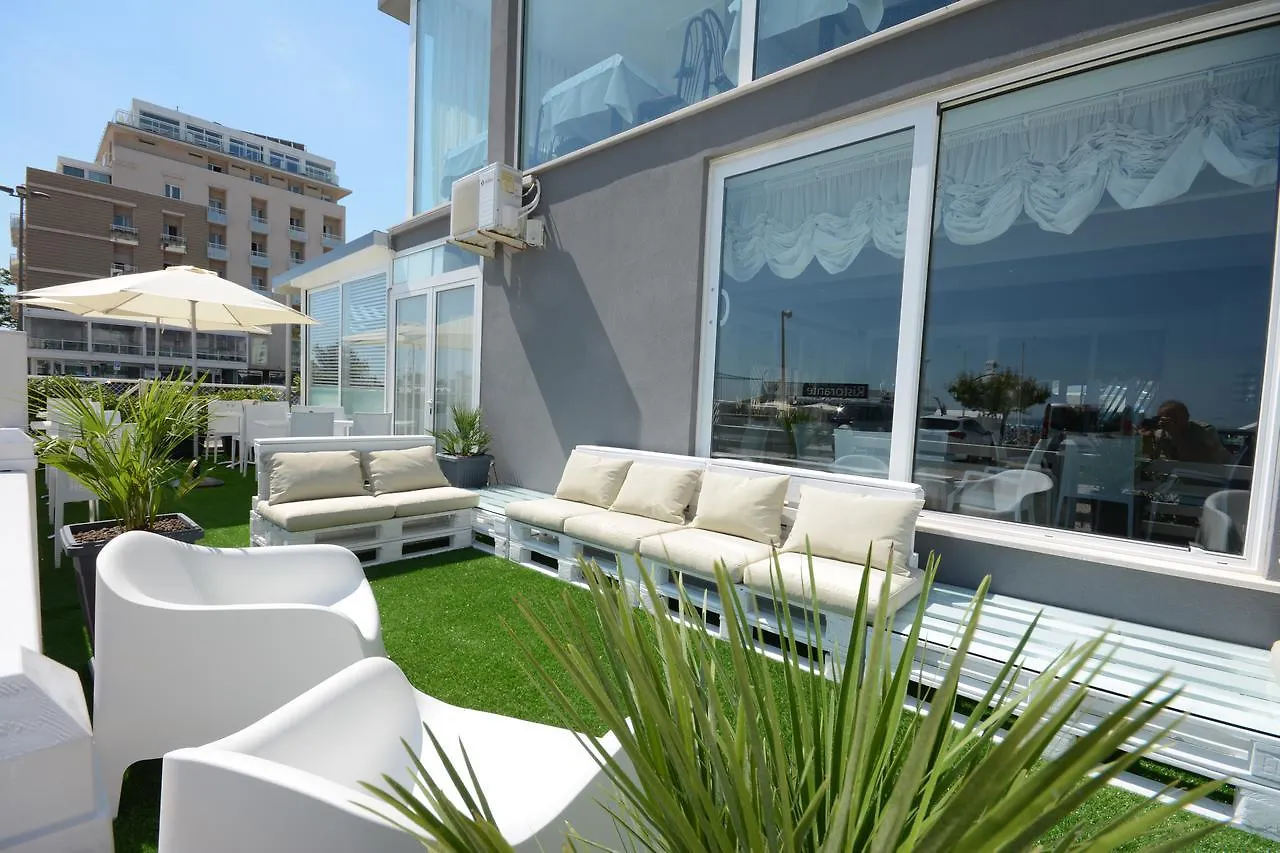 ***  Hotel Kent Riccione Italia